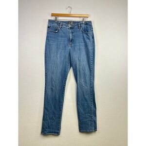Lee‎ Relaxed Fit Straight Leg High Rise Instantly Slims Medium Wash Denim Jeans